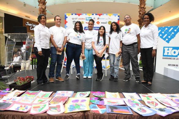 Con décima caminata buscan la inclusión social y laboral de personas adultas con autismo